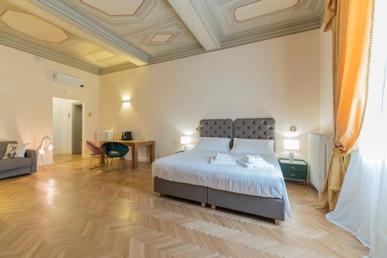 Aldrovandi Luxury Suites And Apartment Boloňa Exteriér fotografie