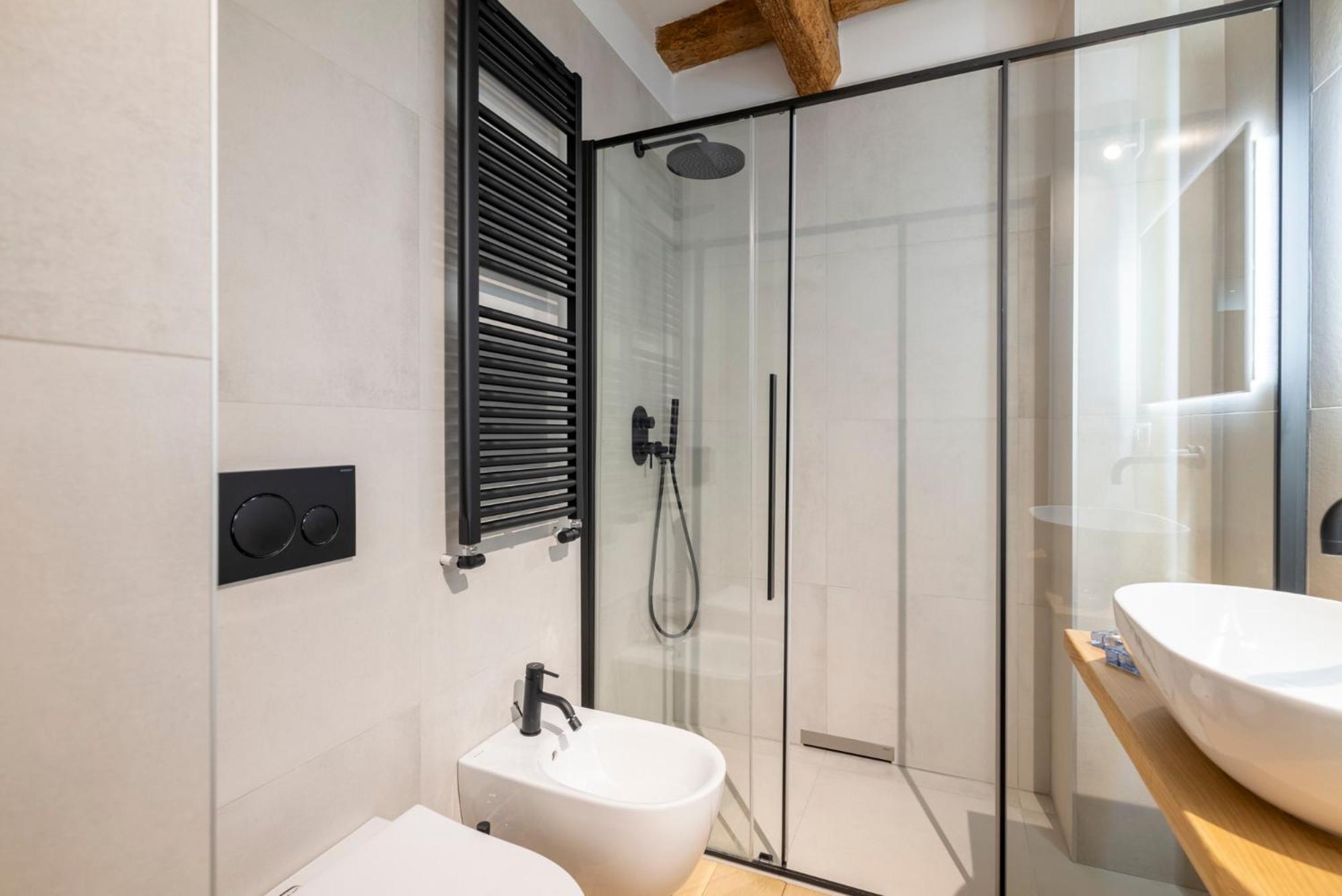 Aldrovandi Luxury Suites And Apartment Boloňa Exteriér fotografie
